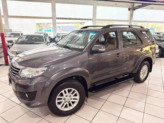 TOYOTA HILUX SW4 2.7 SR 4X2 16V FLEX 4P MANUAL